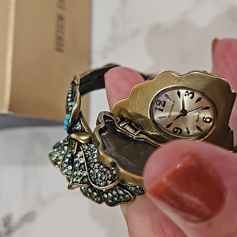 Heidi Daus Bracelet/Watch NWOT - Picture 2 of 7